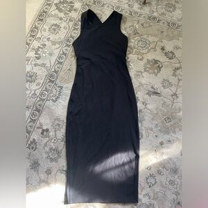 LULULEMON picnic play cross cross back midi dress in black
